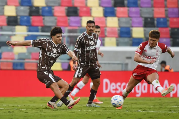 Vicente Taborda en Platense vs. Huracán (Getty Images)