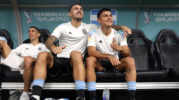 Paredes y Dybala tienen contrato en la Roma hasta 2025. (Getty)