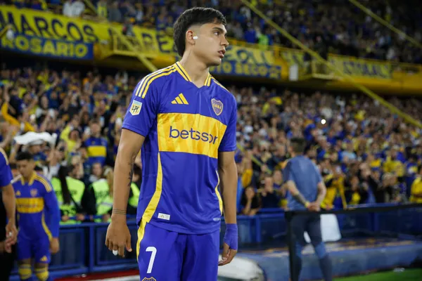 El duro mensaje que le envió Zambrano a Exequiel Zeballos. (Getty)