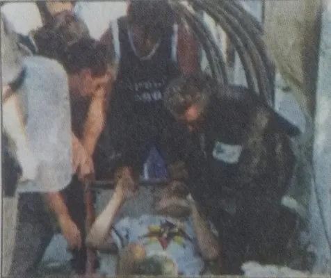 Florentín debió ser retirado en camilla. (Foto del Diario Olé)