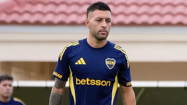 Janson será el "9" de Boca contra Riestra.