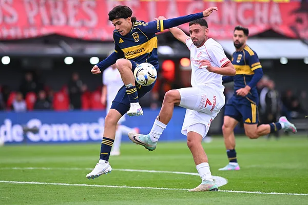 Zeballos la rompió ante Barracas y será titular frente a Estudiantes. (Getty)