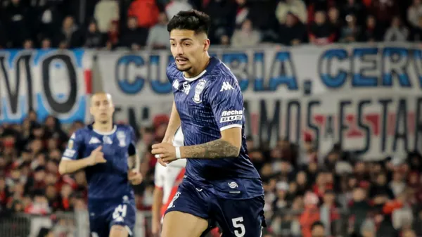 Alarcón hará la pretemporada con Huracán.