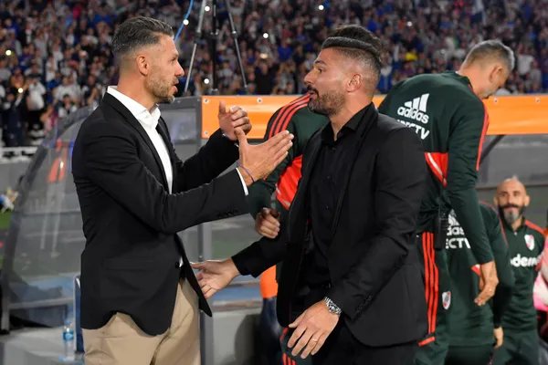 Demichelis y Gandolfi en un River vs. Talleres en 2023 (Getty Images)