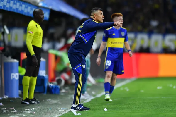 Jorge Almirón cuidará a los titulares vs. Unión y Racing. Getty Images.