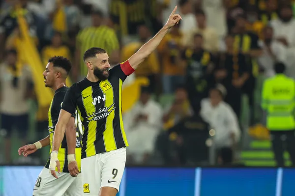 Benzema también espera en el Mundial de Clubes (Getty)