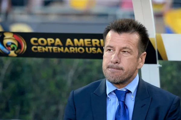 Dunga y una dura advertencia sobre Diniz