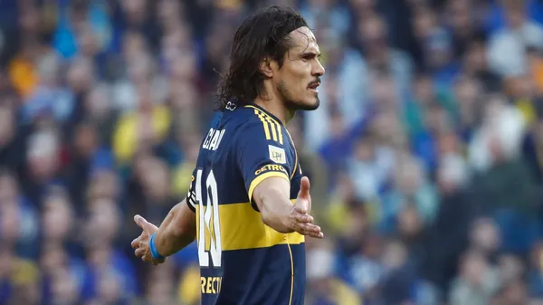 Cavani nunca pudo convertir de visitante en el fútbol argentino. (Getty)