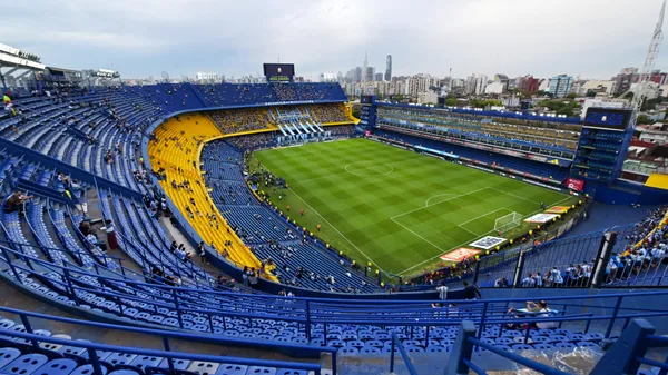 Si hubiera Superclásico, se jugará en La Bombonera. (Getty Images)