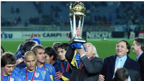 La Copa Intercontinental 2003 fue el último título de Bianchi en Boca. (Getty)