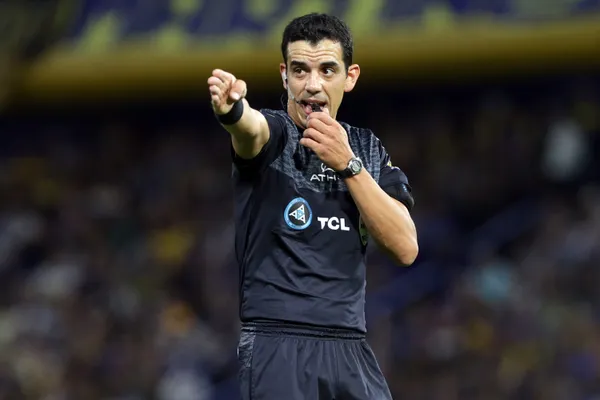 Rey Hilfer, árbitro de Boca vs. Sarmiento
