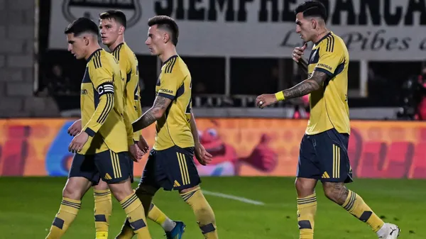 Boca fue goleado por Riestra.