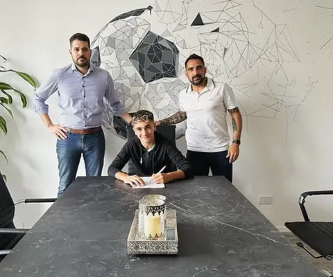 El ex Boca ahora es representante. (Instagram)