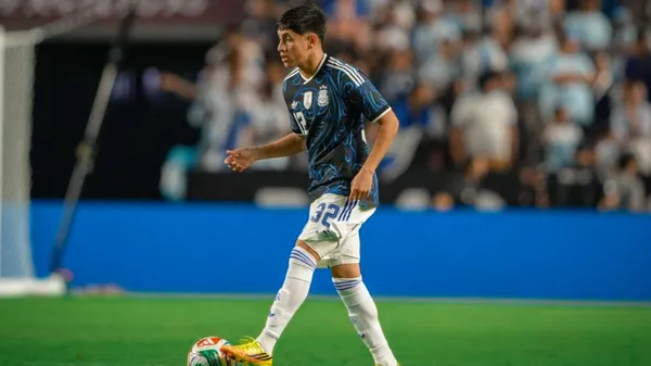 Aranda se quedará en la Selección hasta el primer partido.