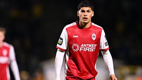 Mauricio Benítez, a préstamo en Royal Antwerp hasta 2026