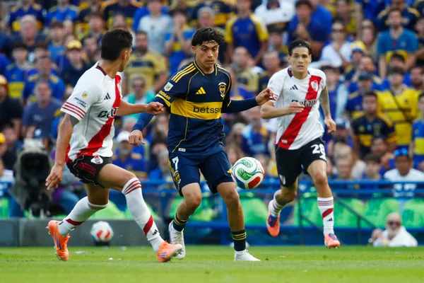 Boca y River jugarán el domingo 19 de abril a las 17 horas. (Getty Images)