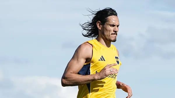 Cavani todavía no puede volver.