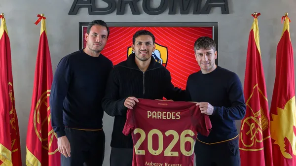 Paredes renovó con la Roma de Italia.
