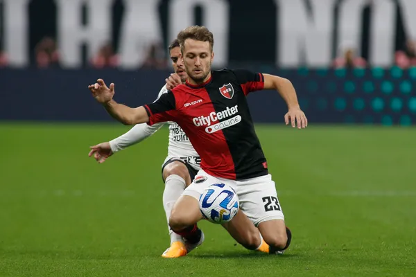 Ángelo Martino volvería a sumar minutos en Newell's después de 4 meses