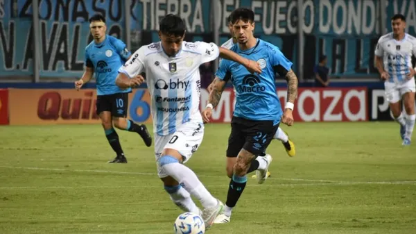 Obando juega en Rafaela y suele usar la número 10.