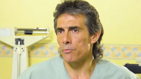 Sandro Guzmán ahora es quiropráctico. (Infobae)