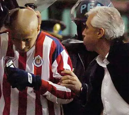 Benítez vs. Bautista, un cruce histórico.