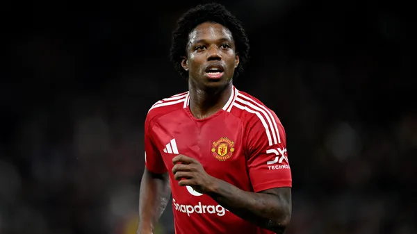 Benfica quiere a Tyrell Malacia para el Mundial de Clubes.
