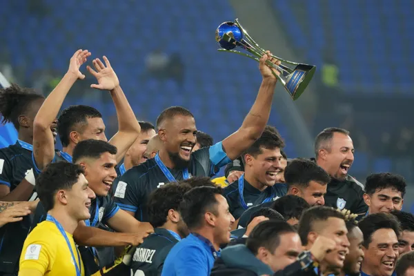 Pachuca celebrando la victoria ante Botafogo. (Imago)
