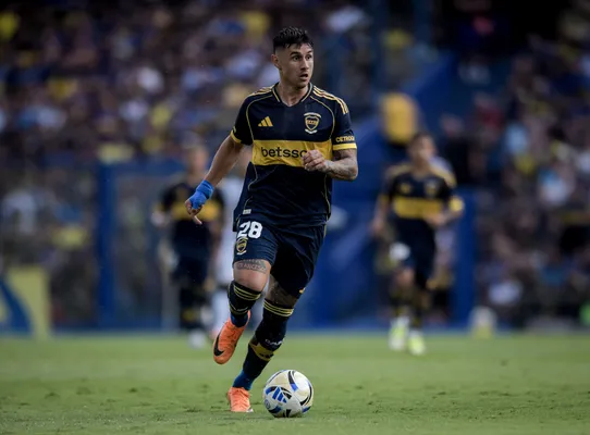 Adam Bareiro será titular vs. Huracán. (Getty Images)