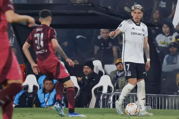 Carlos Palacios, en el radar de Boca, la rompió contra River. (IMAGO)