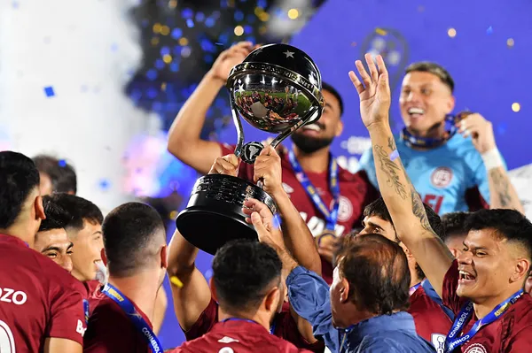 Lanús ganó la Sudamericana en 2025 y Boca lo buscará en 2026.
