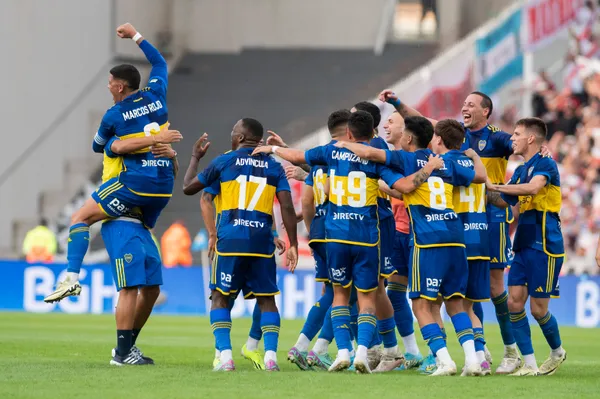 Boca piensa en Estudiantes. Argentinos/Vélez lo espera en la final.