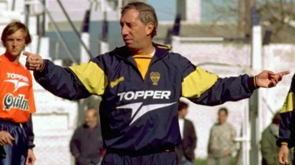 Insólito: Bilardo quiso sumar un jugador de básquet al plantel de fútbol profesional.
