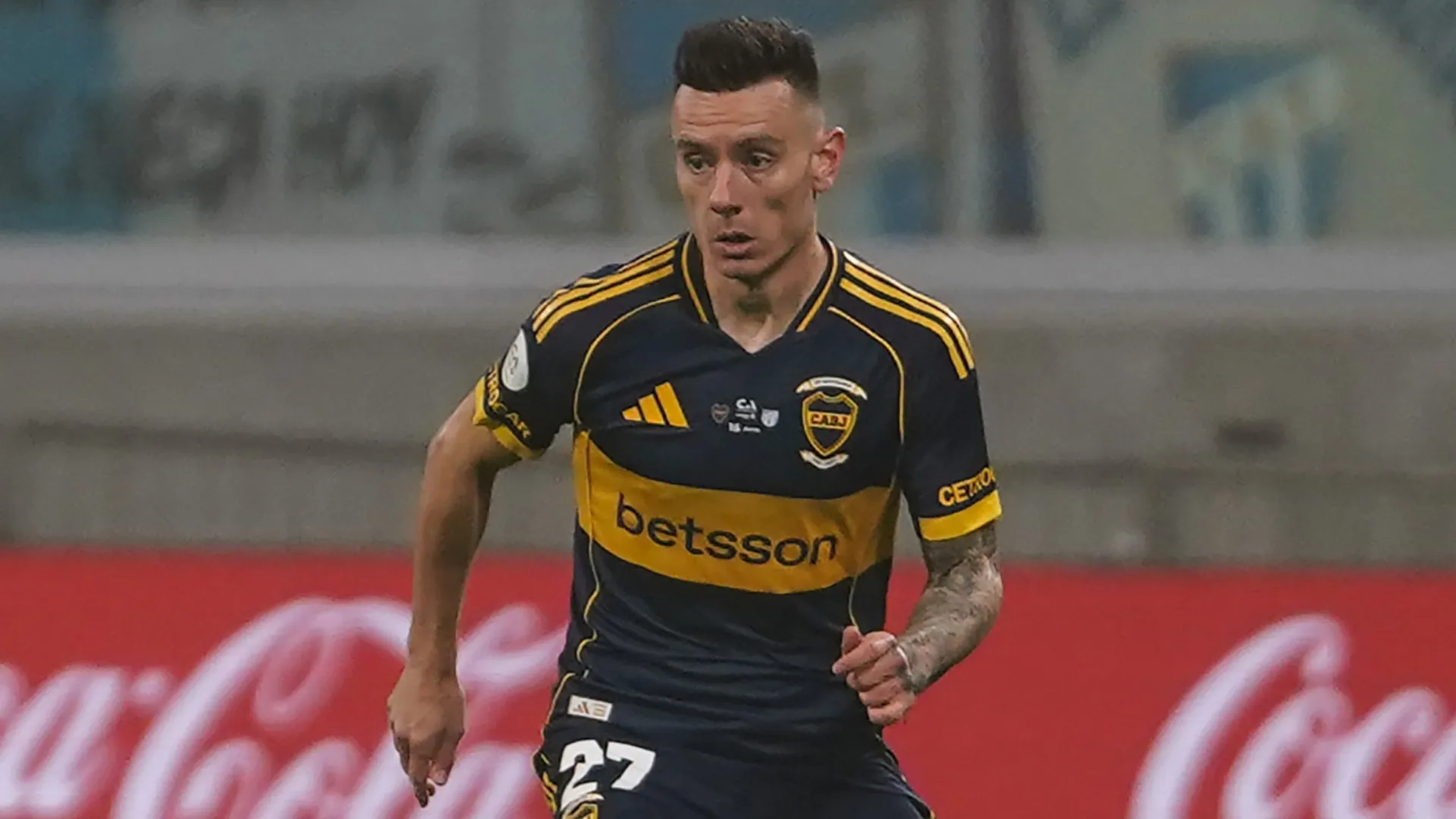 De titular a no tener minutos: Malcom Braida no juega en Boca hace más de un mes