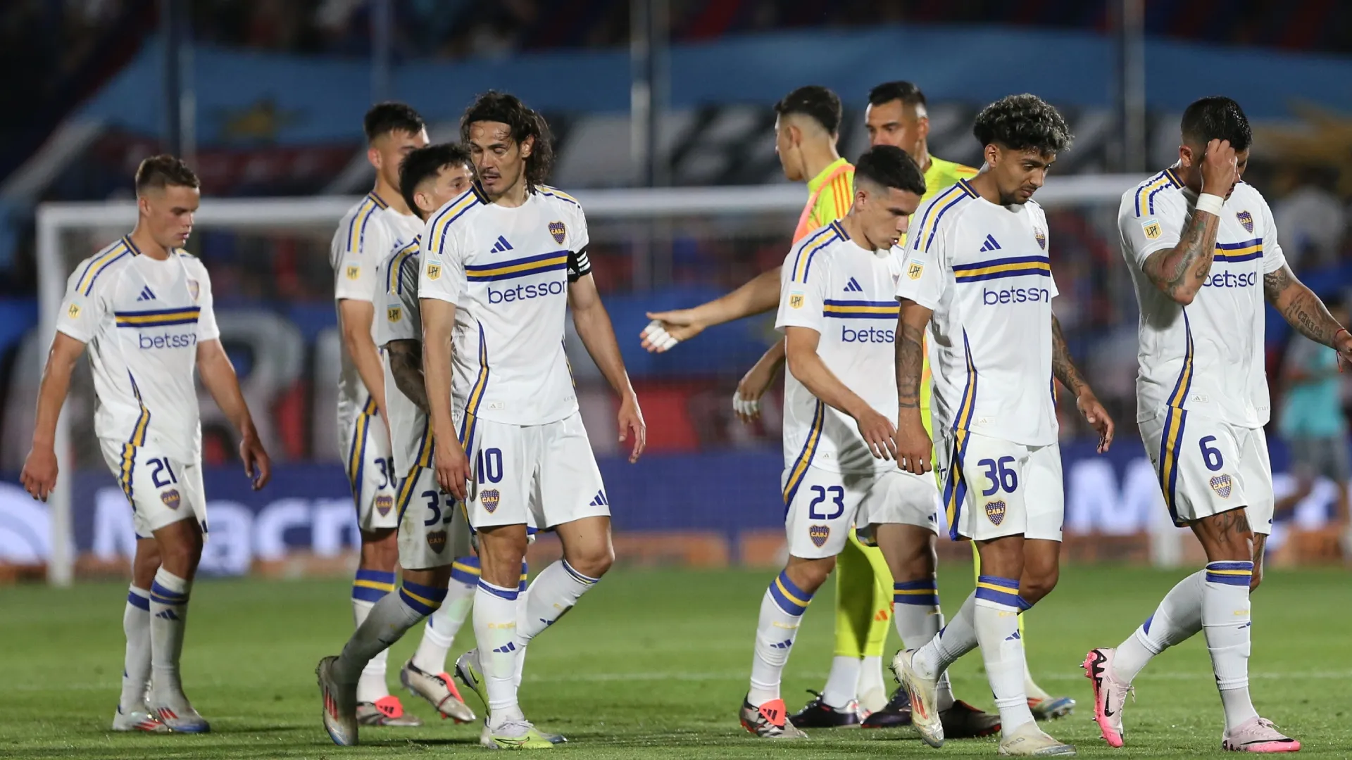 Con Cristian Medina y Miguel Merentiel ausentes: los concentrados de Boca vs. Riestra