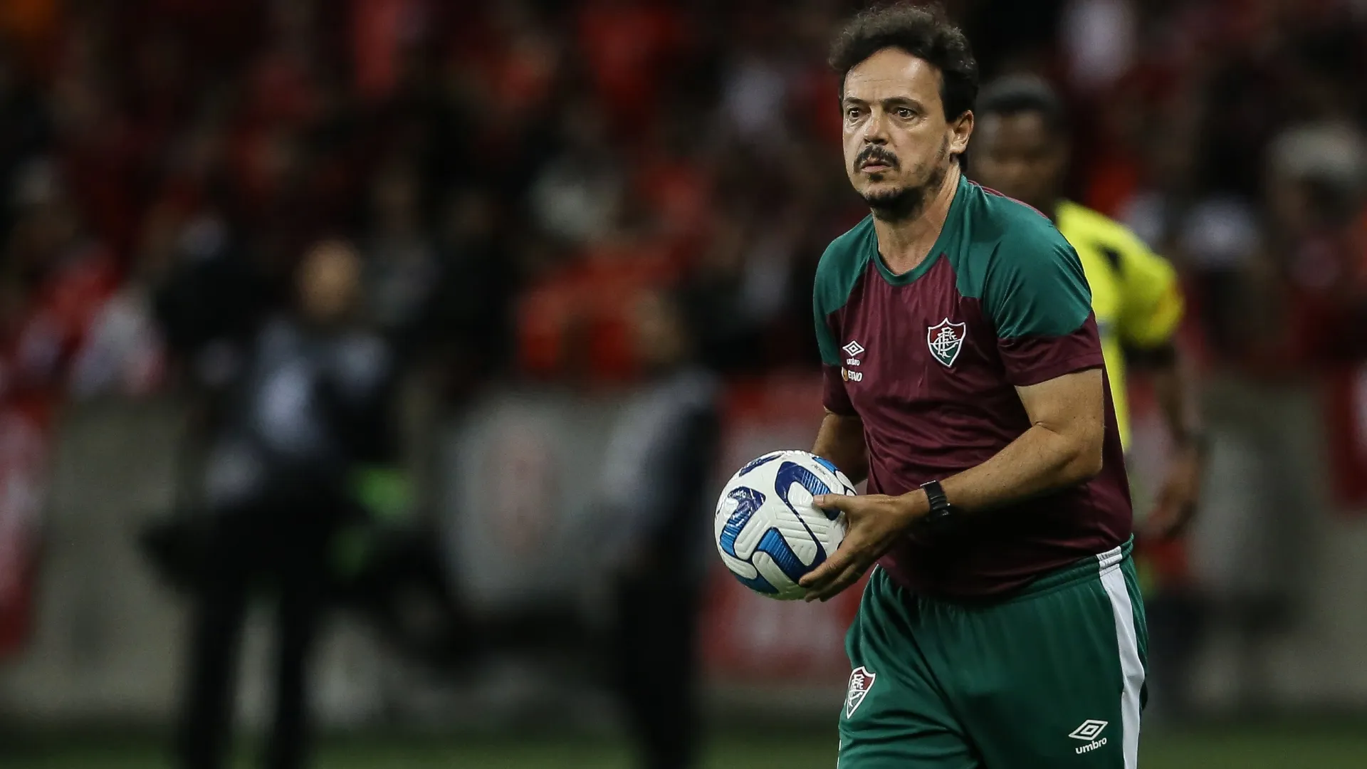 Insólito: a 3 semanas de la final contra Boca, el DT de Fluminense no trabajará con su plantel por 10 días