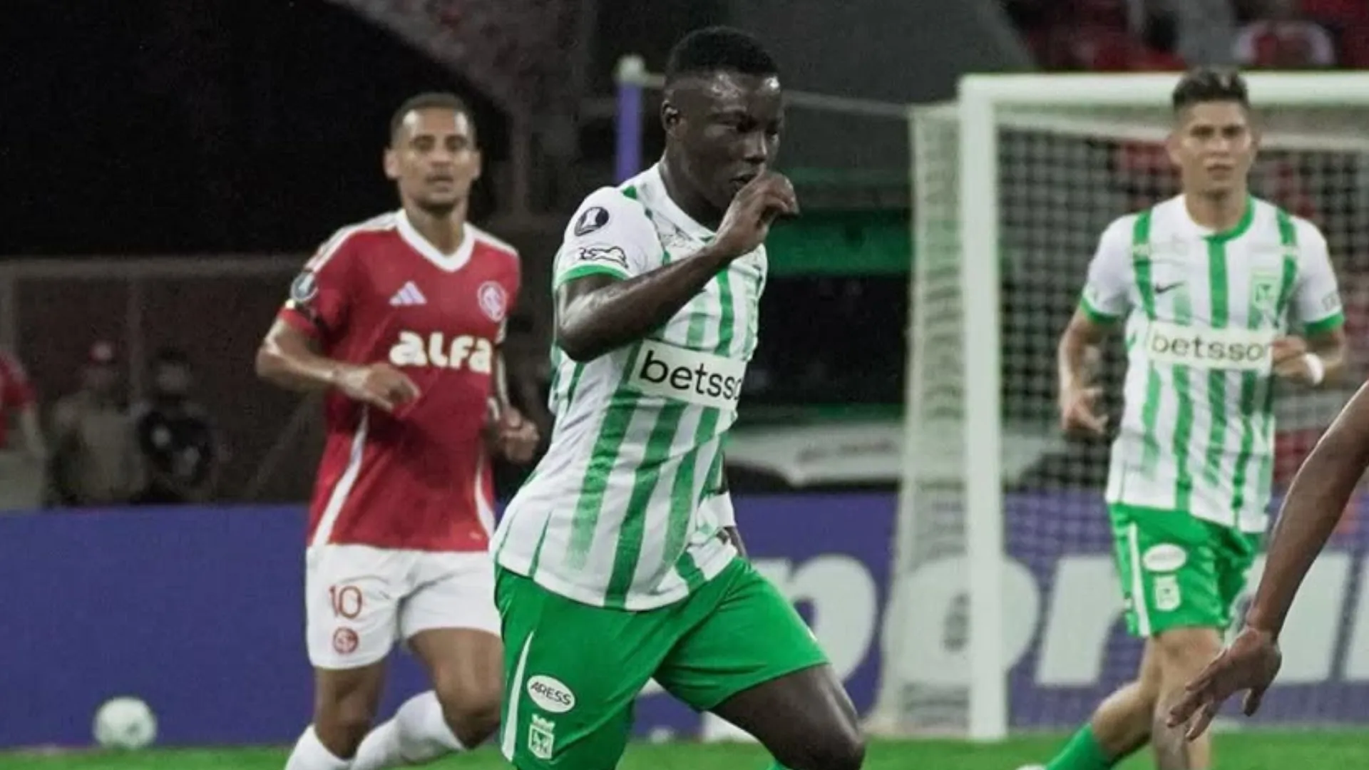 Atento, Boca: sorpresivo comunicado de Atlético Nacional sobre la situación de Hinestroza