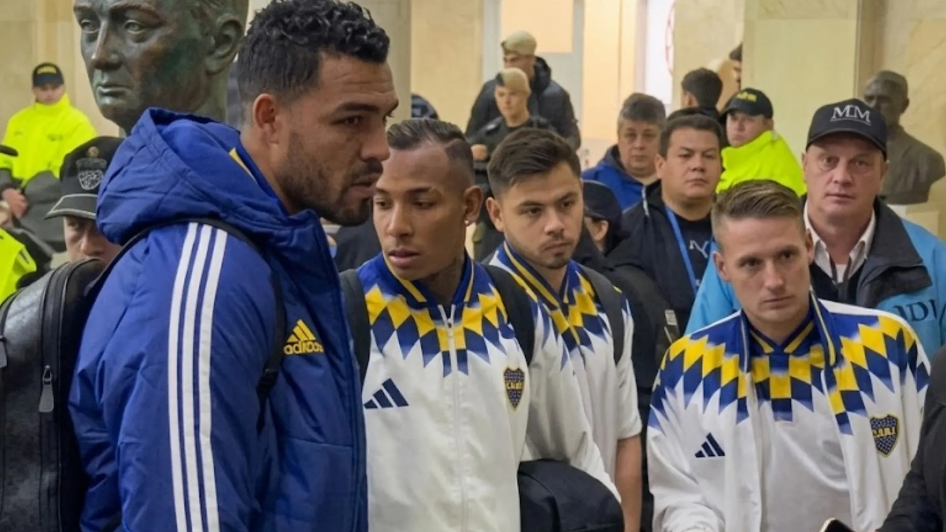 La explicación del video viral en el que Boca se "olvida" de cuatro jugadores en Huracán