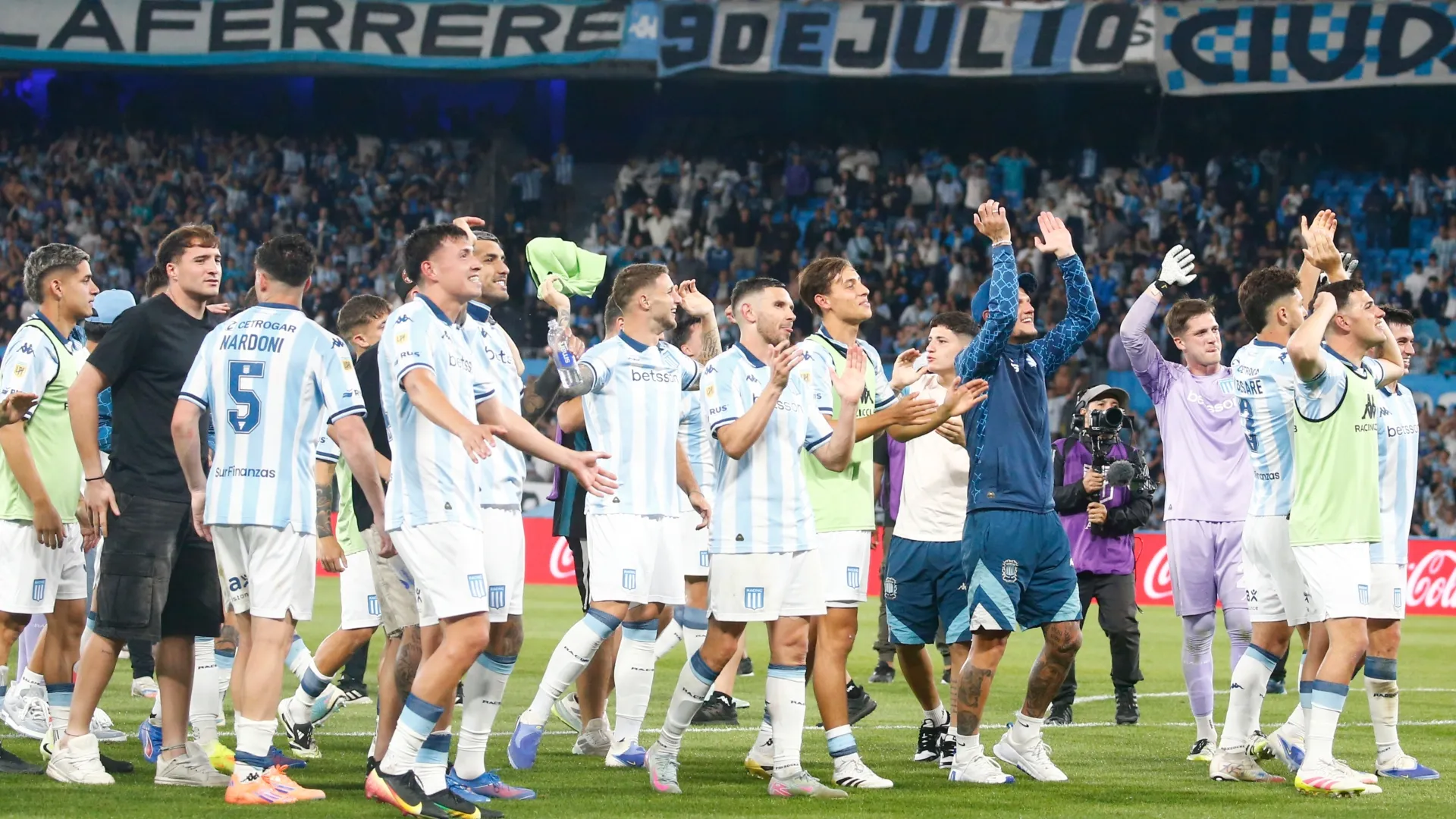 ¿Se lo roba a Racing? Boca quiere traer gratis a Facundo Mura en 2026