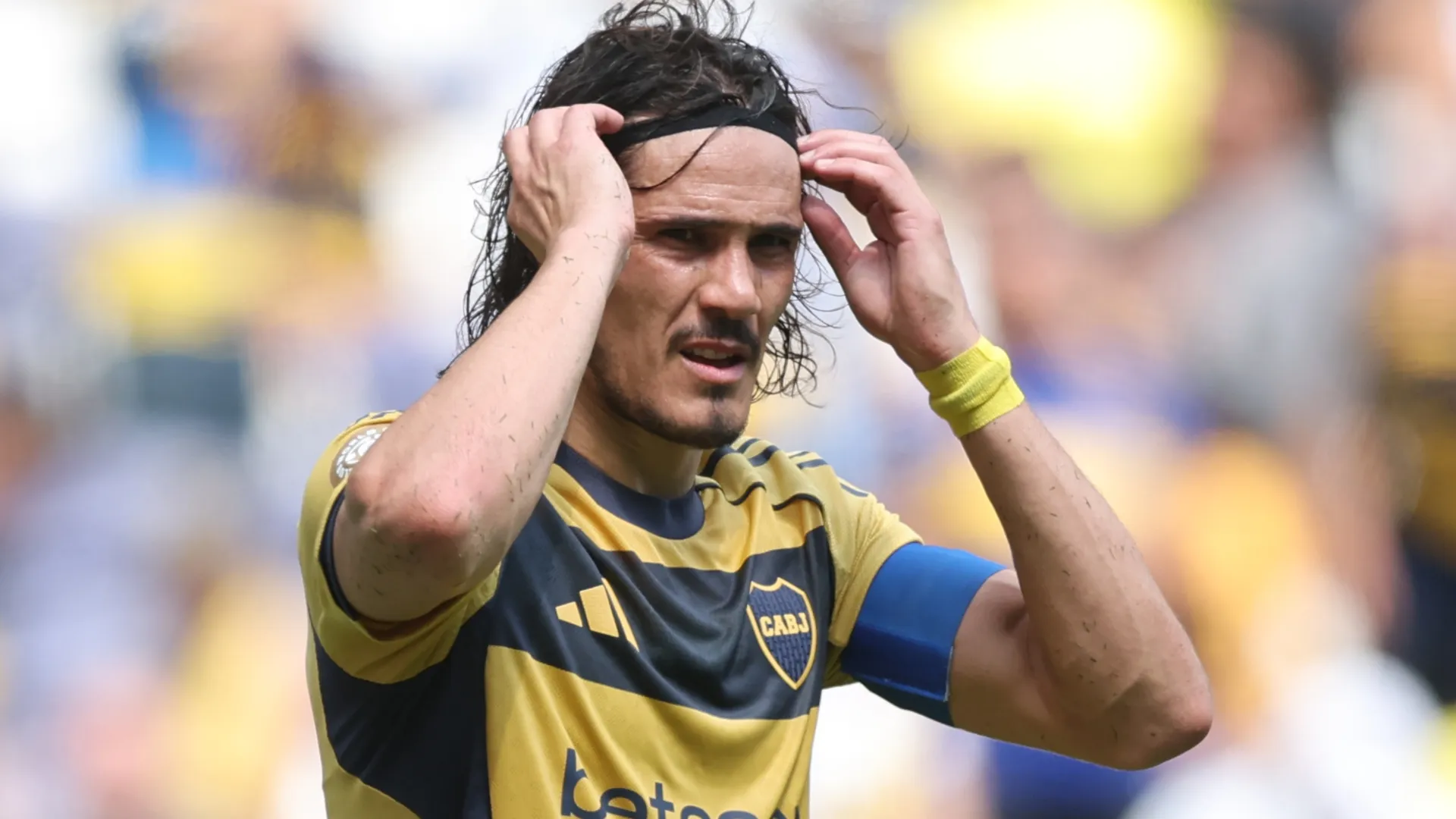 Edinson Cavani irá con un especialista: qué tiene y por qué pone en riesgo su presente en Boca