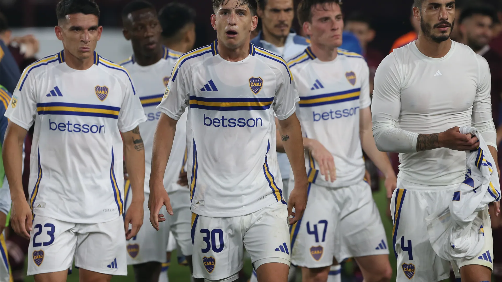Dos bajas más en Boca: dos juveniles se van a préstamo a Almirante Brown y Boca Unidos