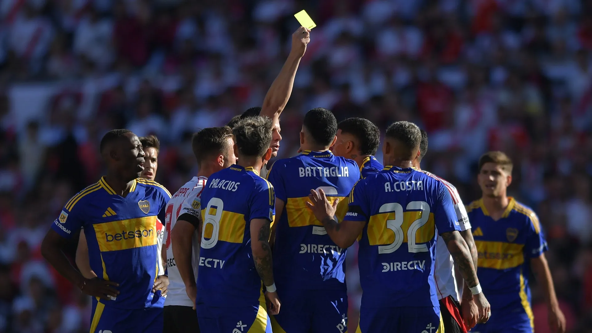 Los dos árbitros que Boca no quiere para el Superclásico ante River y cuál es el que sí acepta