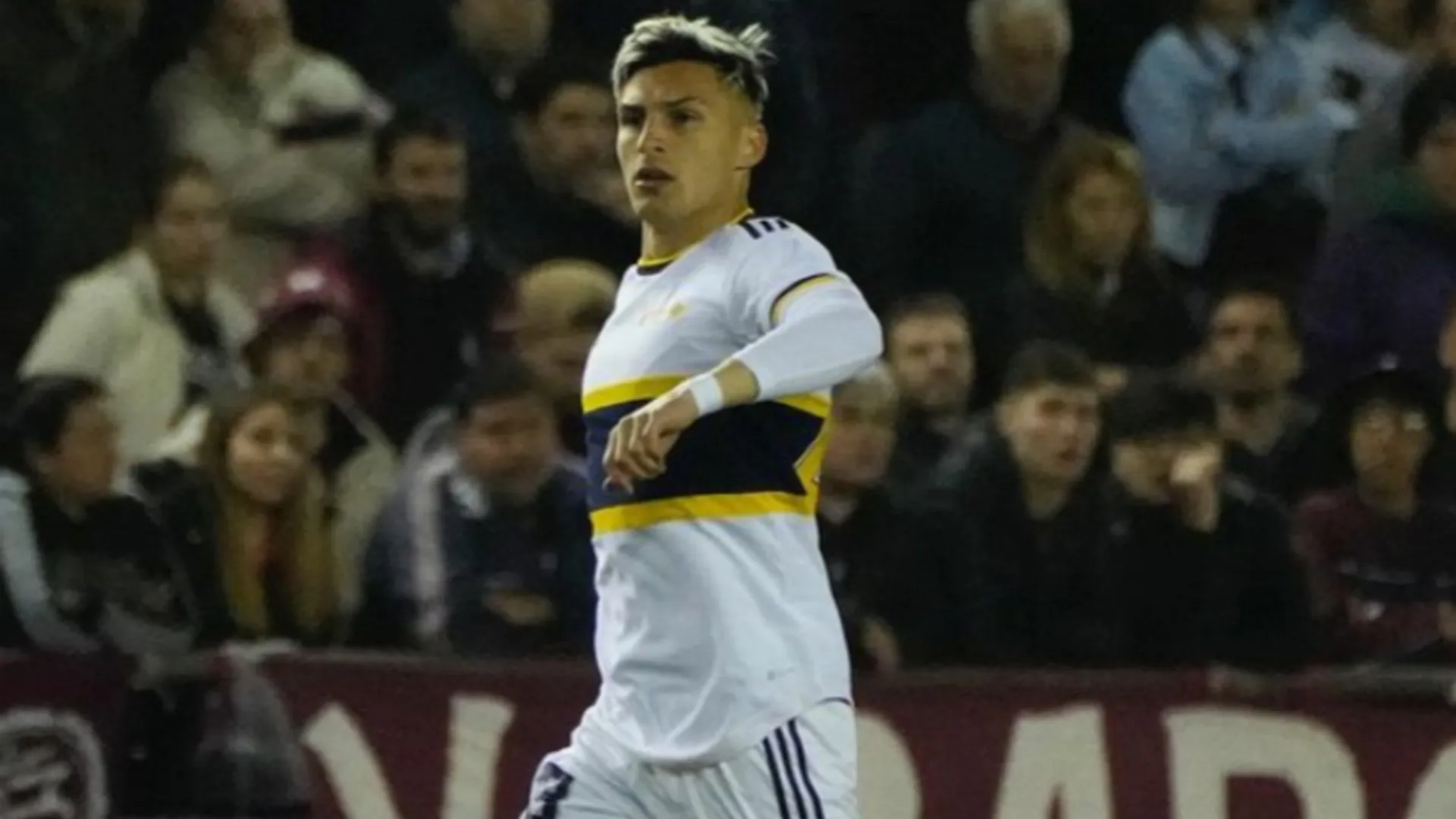 Confirmado: Maximiliano Zalazar se va a préstamo y Boca fijó un precio para su opción de compra