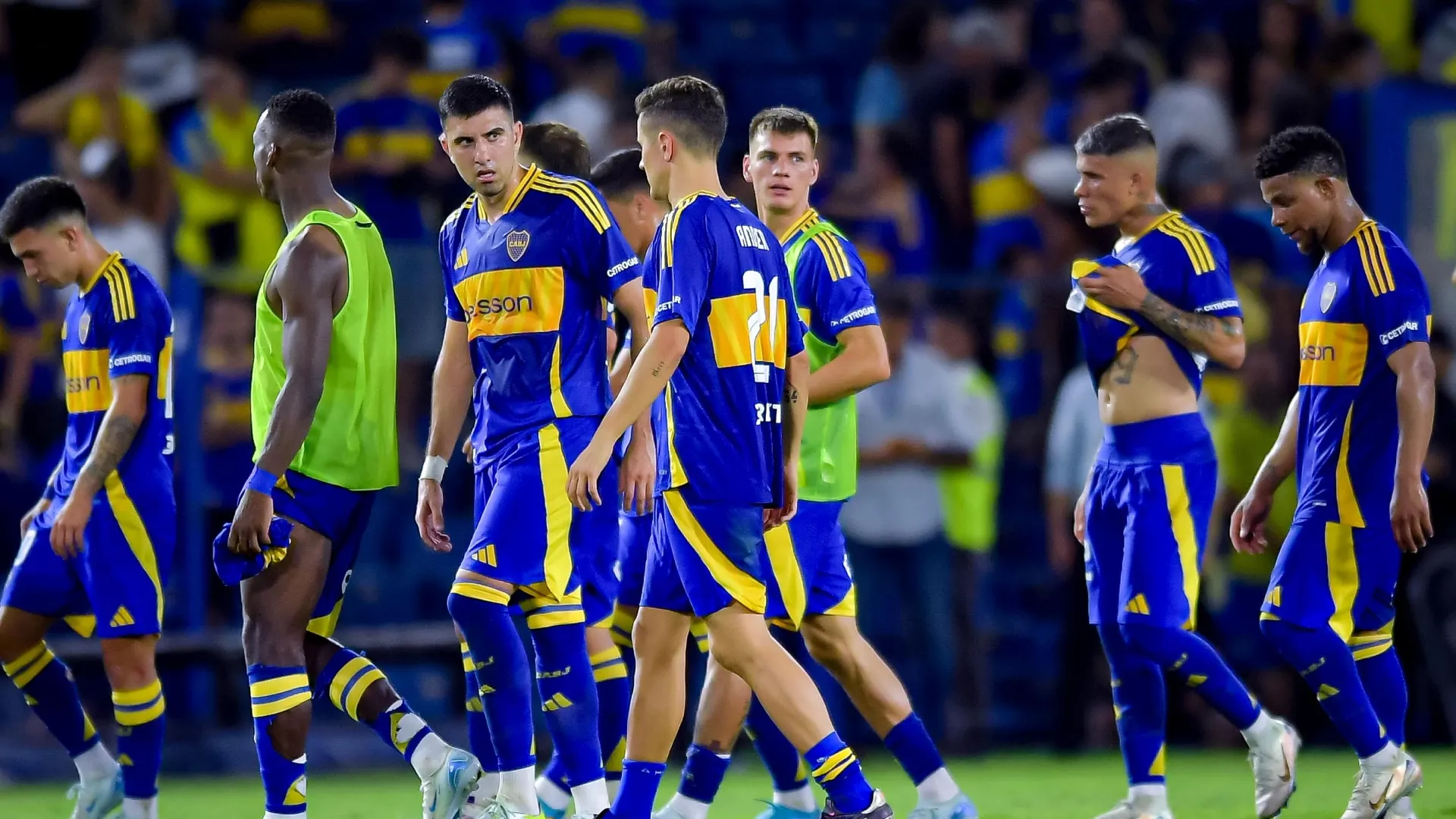 Fernando Gago convocó a los 6 extranjeros para el partido de Boca: quién es el candidato a quedar afuera