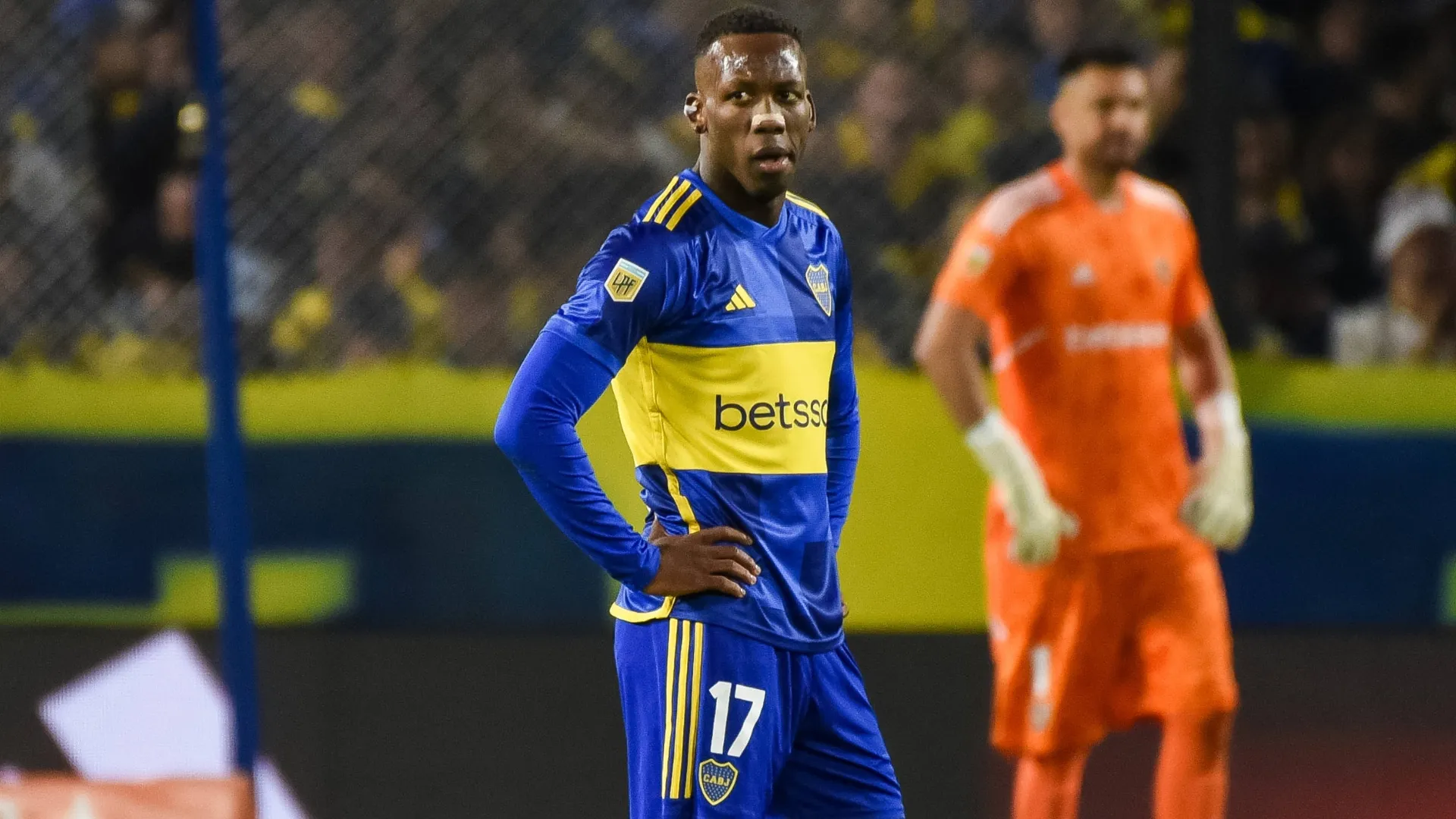 Por qué no juega Luis Advíncula en Boca vs. Defensa y Justicia por la Liga Profesional 2024