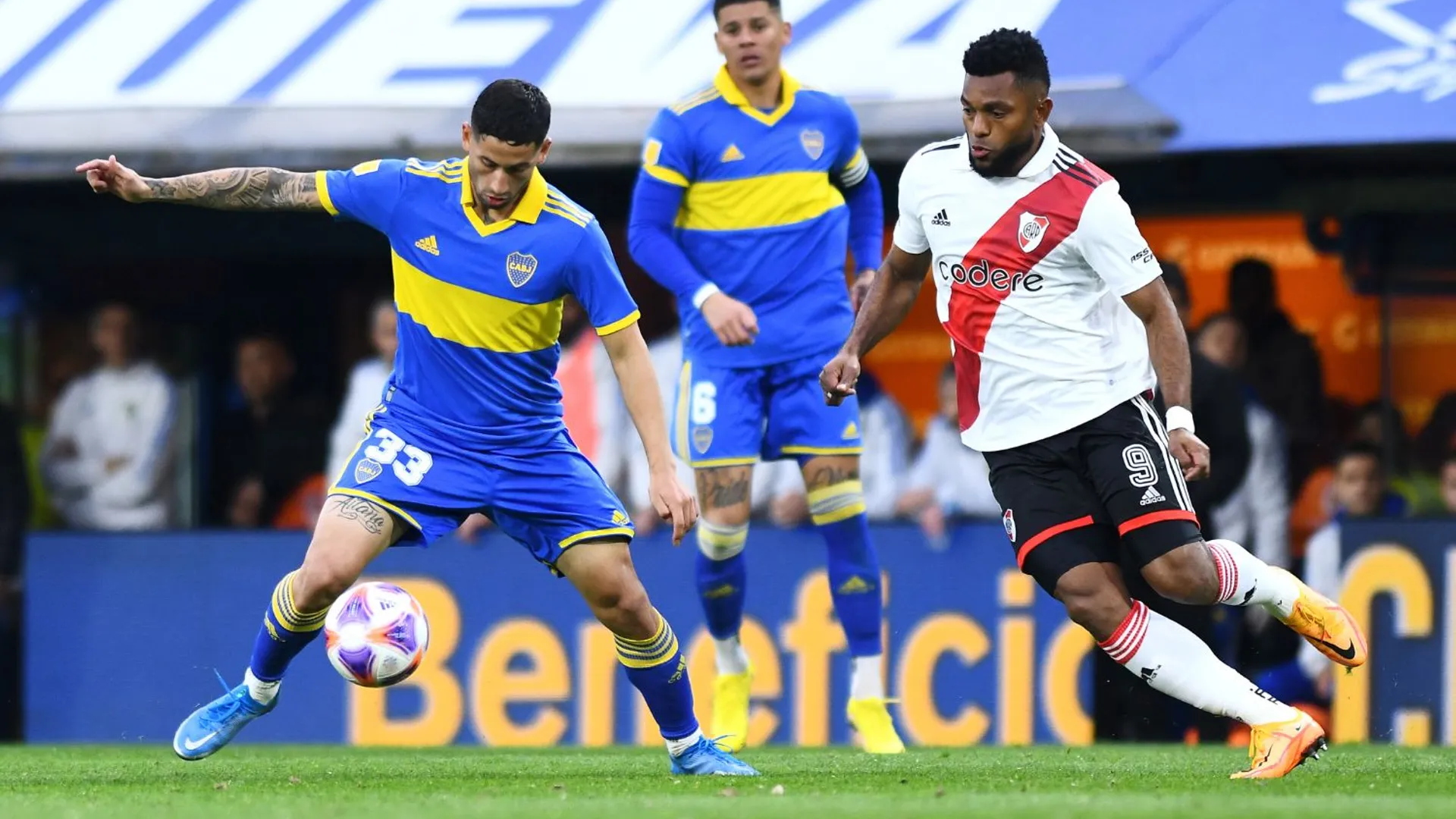 No es marzo: revelaron cuándo se jugaría la posible final entre Boca y River