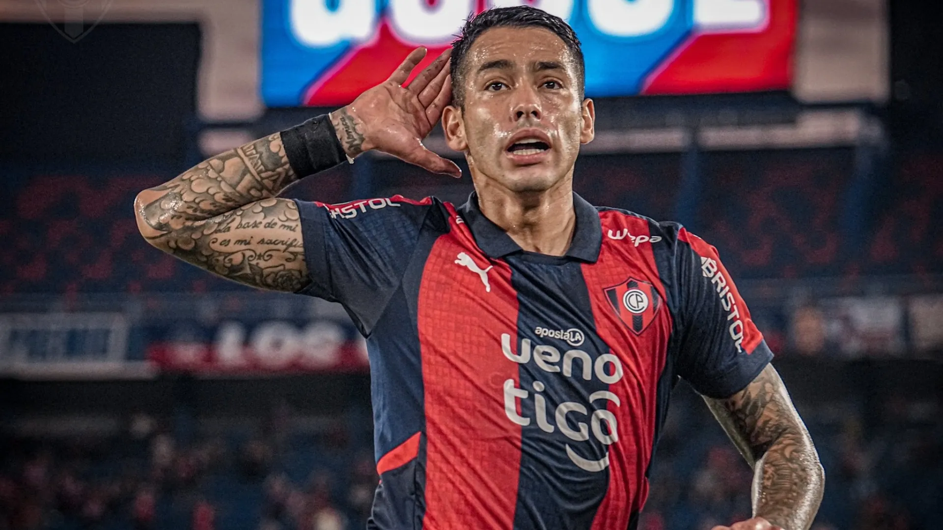 Ex Boca | Escándalo con Sergio Araujo: llegó a la práctica borracho, le robaron 600 dólares y lo apartaron del plantel