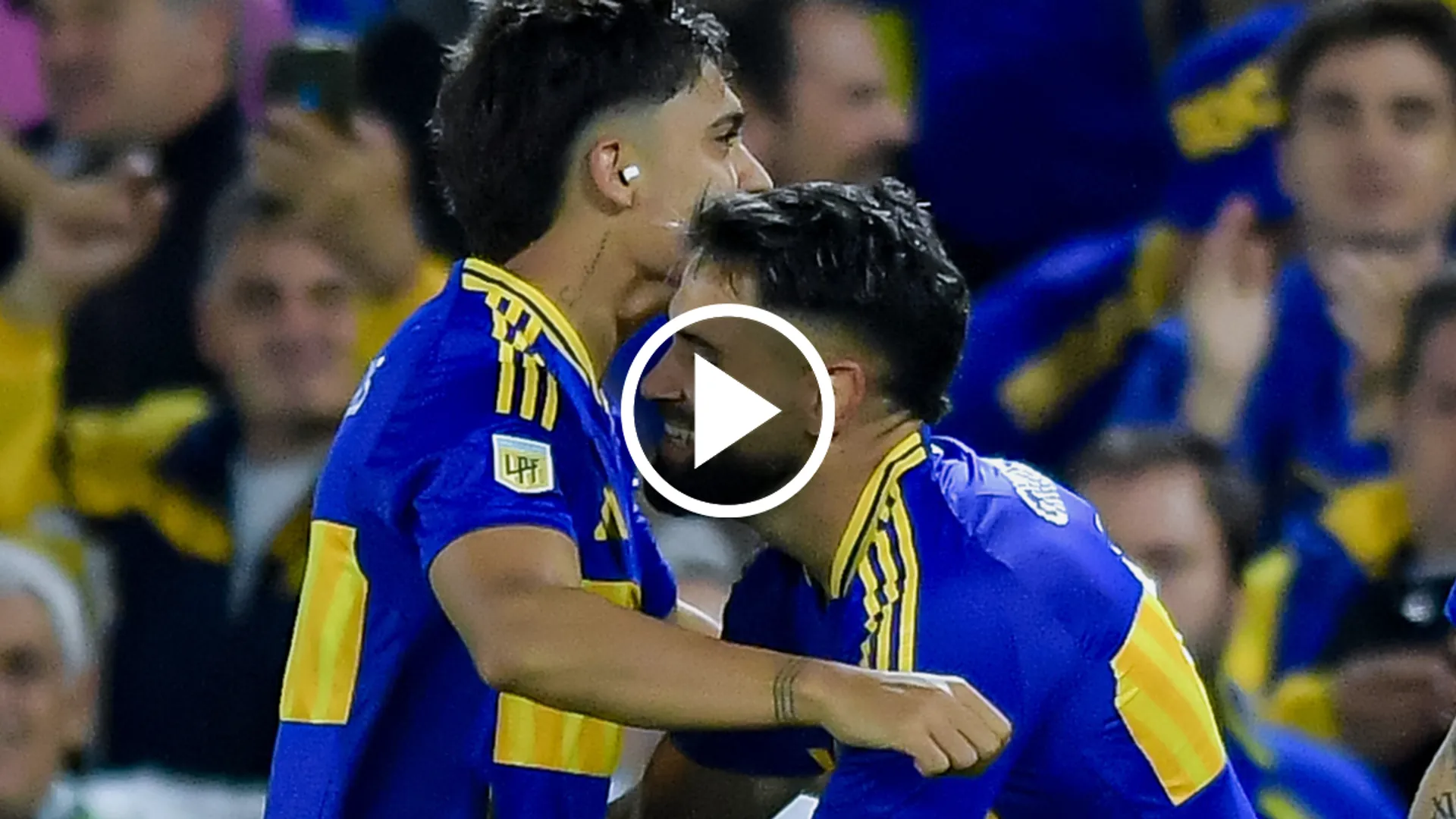 VIDEO | El gesto de Milton Giménez con Zeballos tras el gol de Boca a Unión
