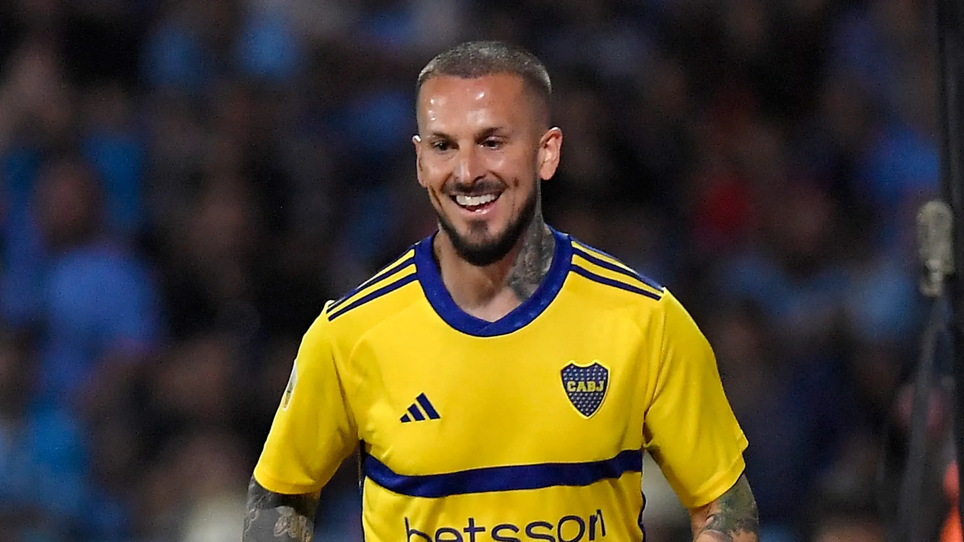 El nuevo look del Pipa Benedetto para la pretemporada de Boca