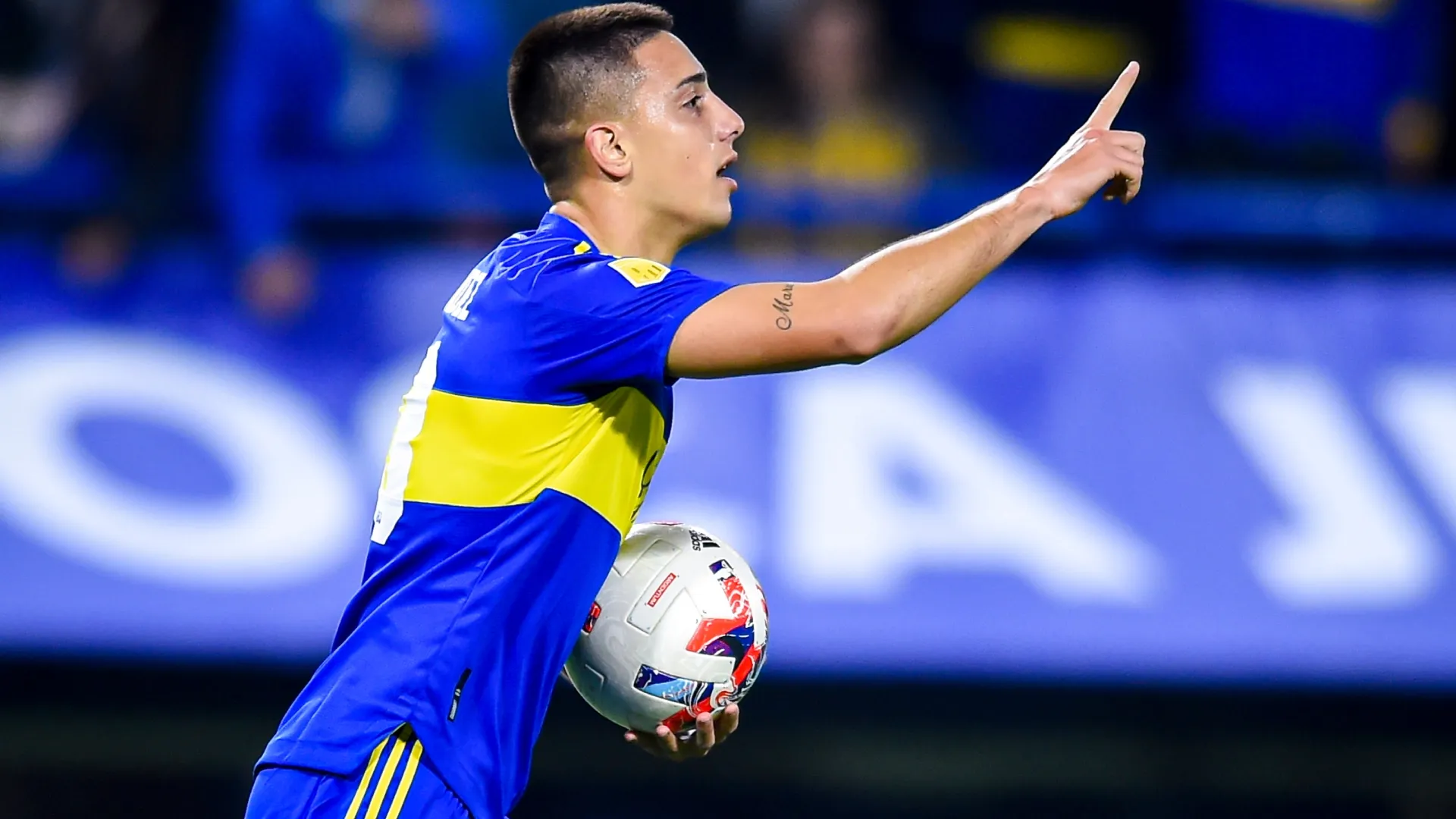 Boca confirmó que negocia con Rosario Central por el préstamo de Sández